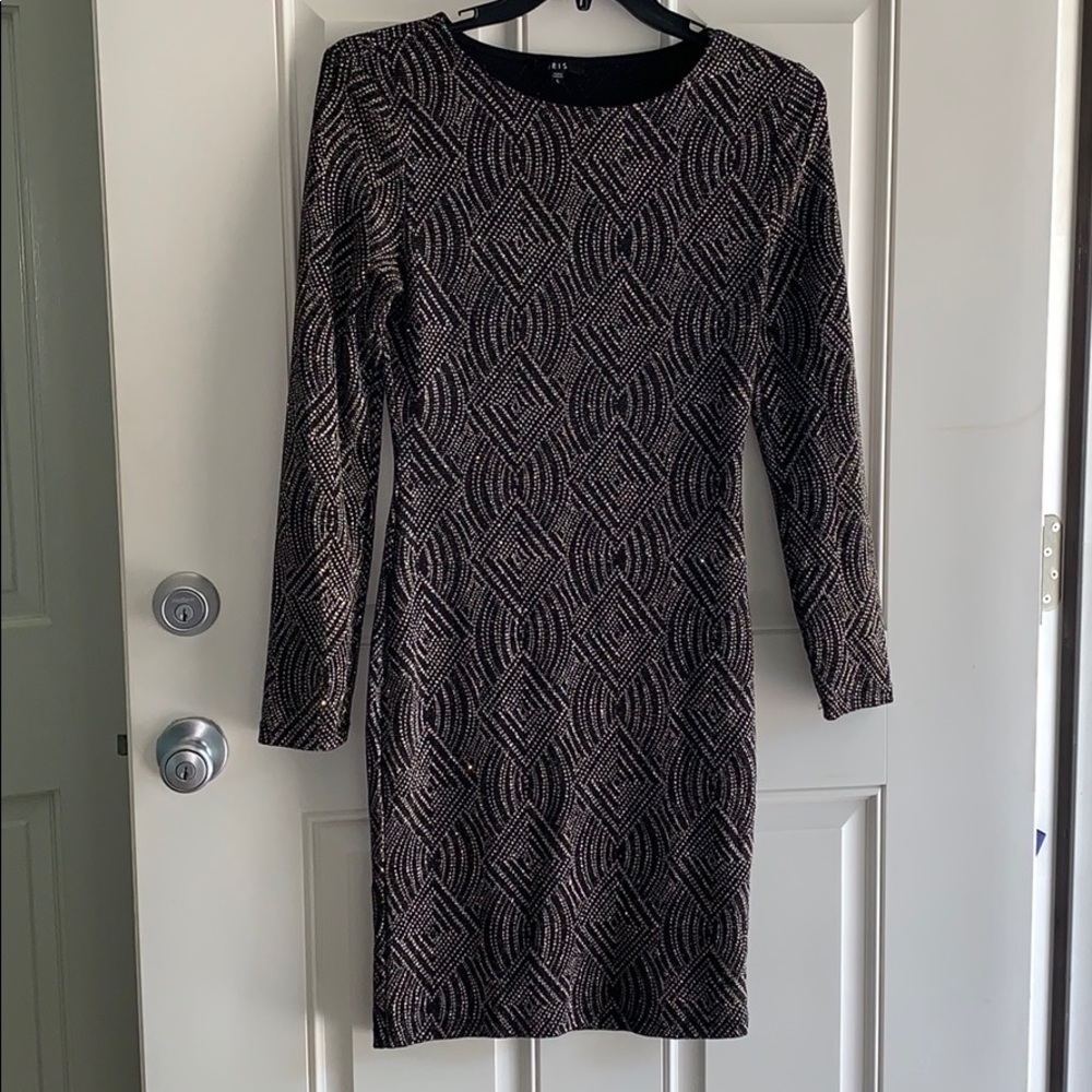 Long sleeve form fitting dress